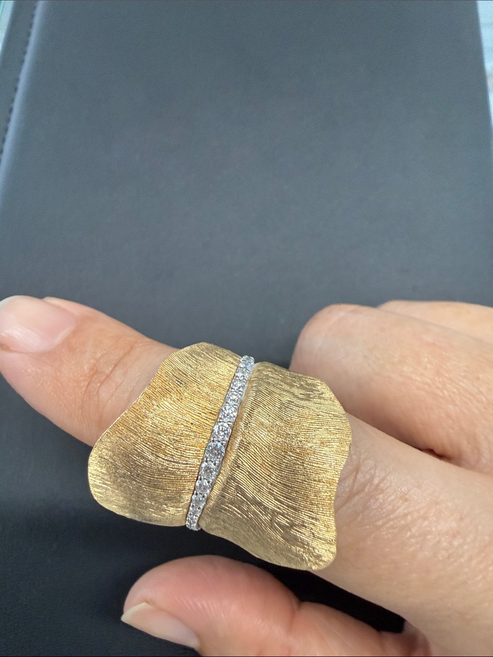 Elegant Gold-Tone Textured Statement Ring with Center Crystal Row